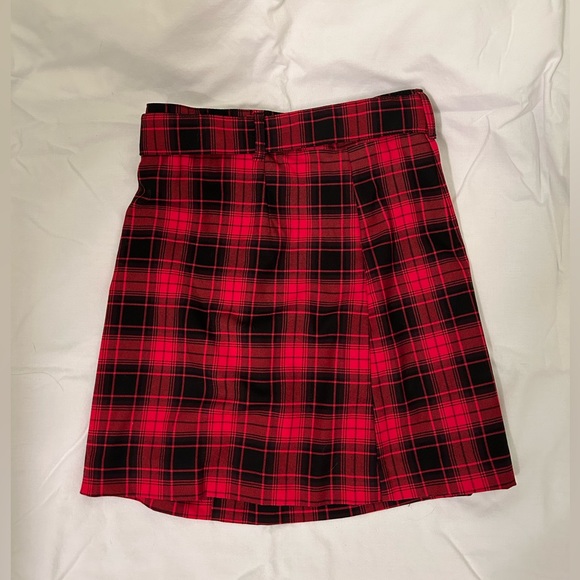 H&M Small Plaid Skirt - Picture 5 of 6